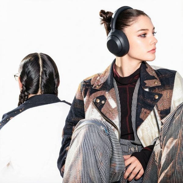 Sony ULT WEAR Wireless Noise Cancelling Headphones Black-12